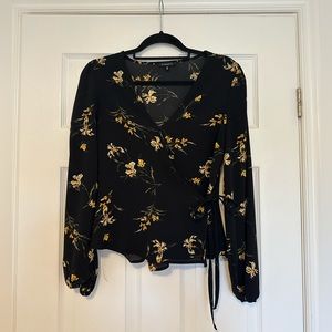 Women’s small Dynamite wrap style floral blouse